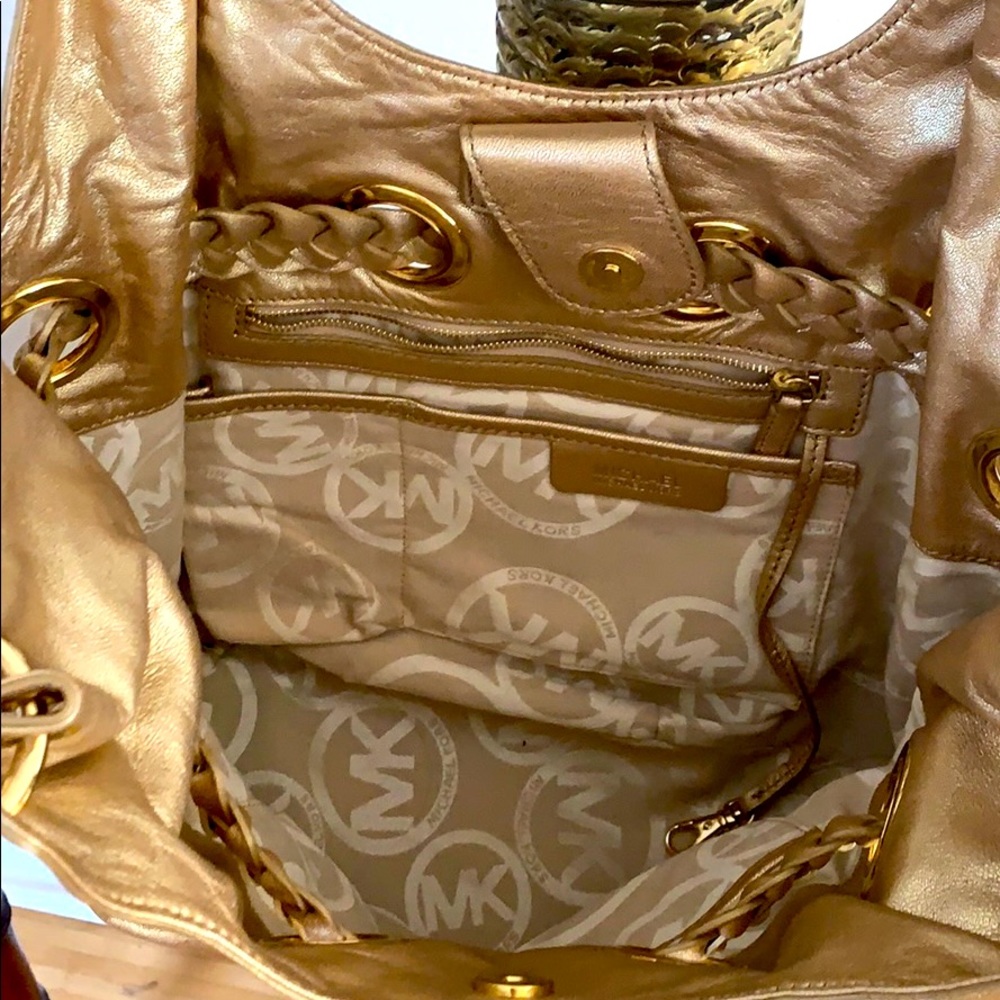 MK purse - Picture 4 of 6